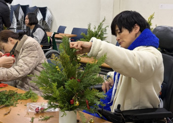 4. [경영] ESG 경영 실천 활동 공기정화 트리만들기.jpg